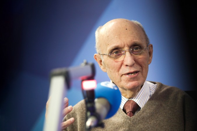 Transcender Manuel Sérgio